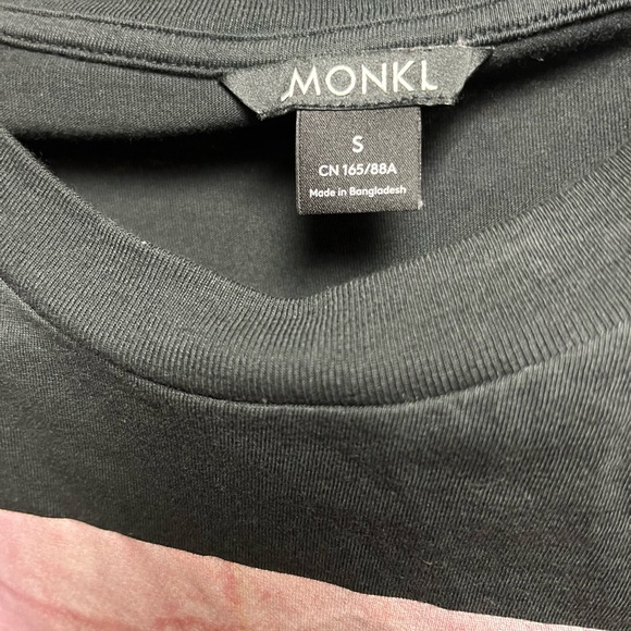 Monki Black Shirt with Print - Picture 3 of 5